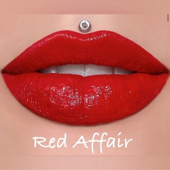 NIB Jeffree Star Supreme Gloss Shade Red Affair - Picture 1 of 5